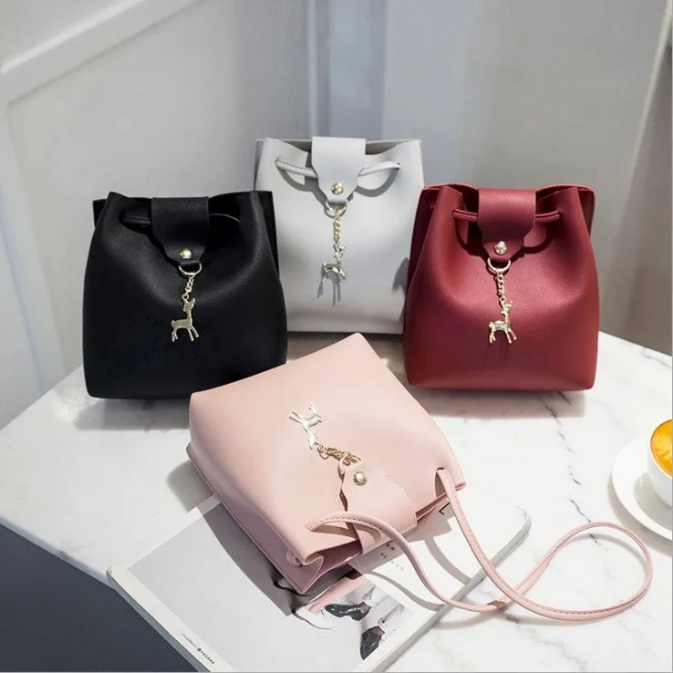 PU Leather Crossbody Bags For Women 2020 Small Totes With Metal Handle Lady Shoulder Messenger Bag Handbags
PU Leather Crossbody Bags For Women 2020 Small Totes With Metal Handle Lady Shoulder Messenger Bag Handbags