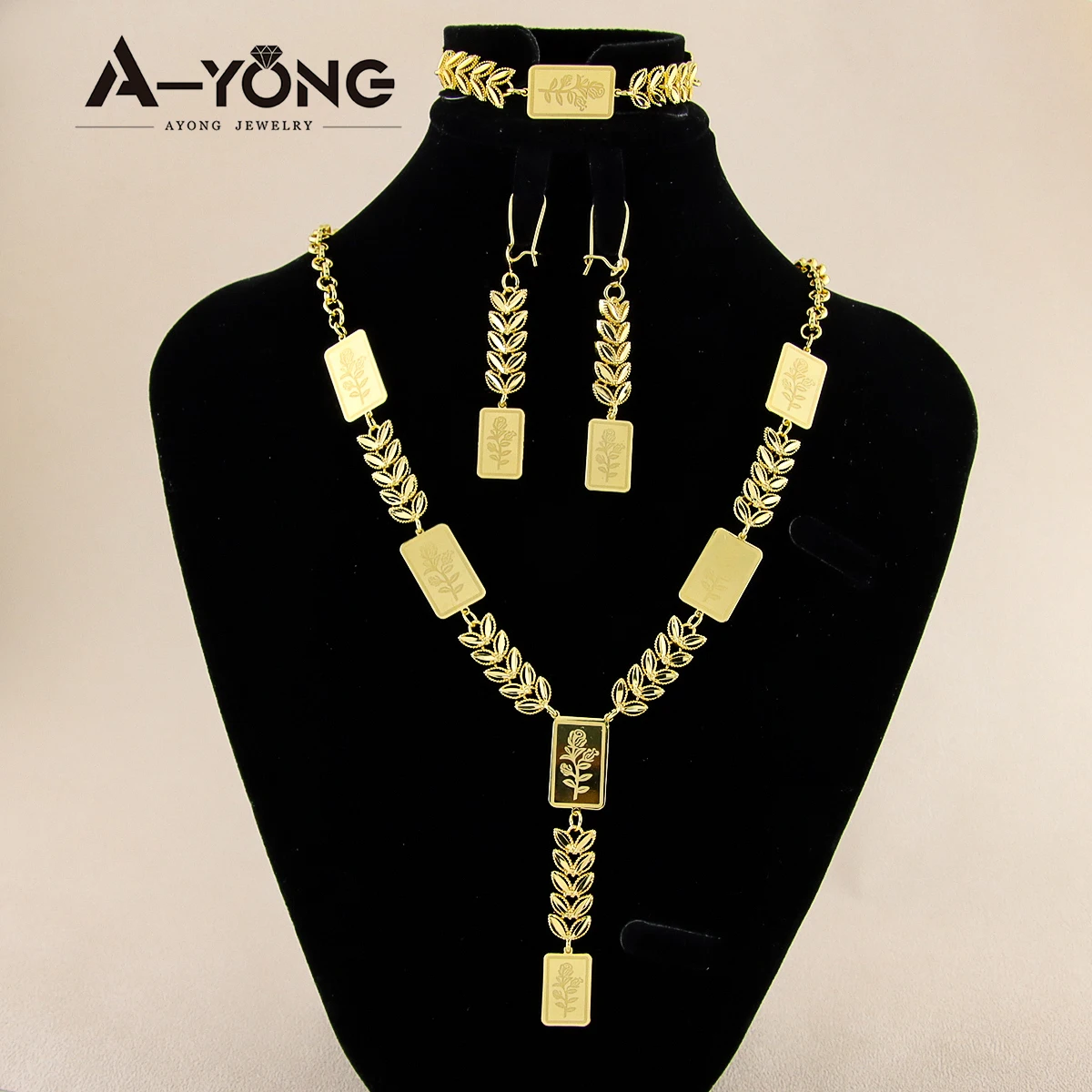 Simple Design Wholesale Flower Jewelry Dubai Jewelry Sets Jewellery Gold Plated 18k for Women
Simple Design Wholesale Flower Jewelry Dubai Jewelry Sets Jewellery Gold Plated 18k for Women