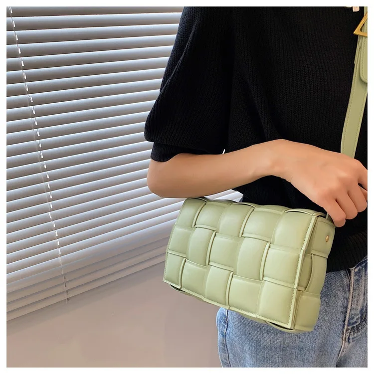 2021 New Women's Bag Luxury Style Shoulder Messenger Crossbody Bag Fashion Embroidered Rhombic Three Layer Small Lady Handbag, Picture
2021 New Women's Bag Luxury Style Shoulder Messenger Crossbody Bag Fashion Embroidered Rhombic Three Layer Small Lady Handbag, Picture