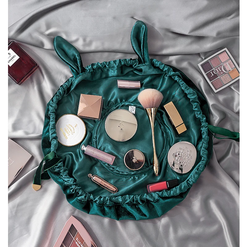 Dark green Lovely rabbit Round drawstring lazy travel makeup bags velvet cosmetic bag, Customized color
Dark green Lovely rabbit Round drawstring lazy travel makeup bags velvet cosmetic bag, Customized color