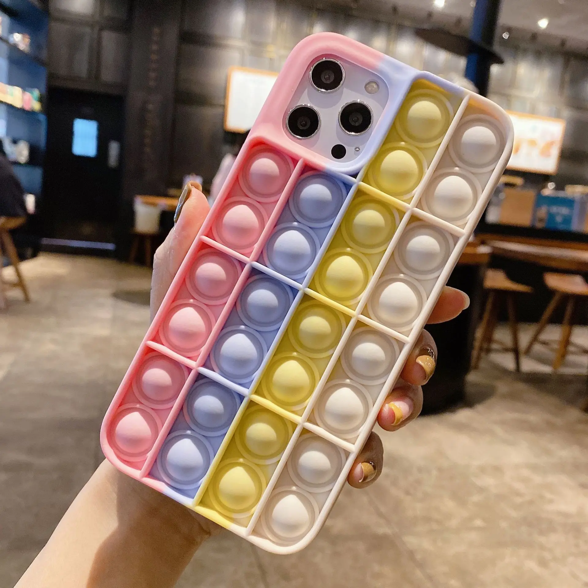 2021 innovative and explosive silicone protective cover, fun decompression toy phone case suitable for iPhone x xr xsmax 11pro, 7 colors
2021 innovative and explosive silicone protective cover, fun decompression toy phone case suitable for iPhone x xr xsmax 11pro, 7 colors