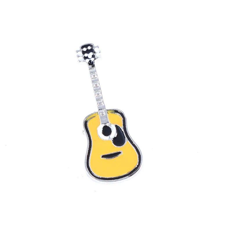 20531-15 Clothing accessories Japanese pendant lovely music department League emblem guitar bag badge Brooch
20531-15 Clothing accessories Japanese pendant lovely music department League emblem guitar bag badge Brooch