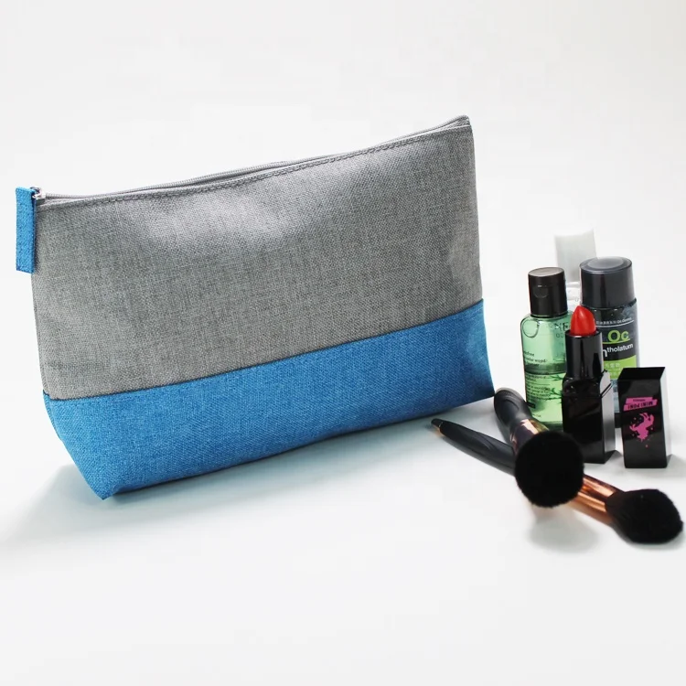 BSCI OEM factory two-tone oxford fabric simple design promotion cosmetic bag Makeup pouch custom logo
BSCI OEM factory two-tone oxford fabric simple design promotion cosmetic bag Makeup pouch custom logo