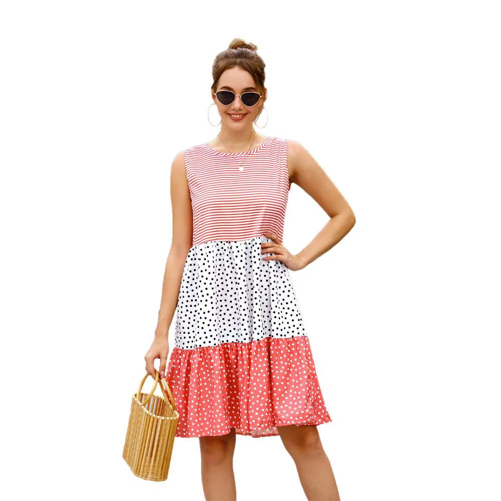 2021 European and American Polka Dot stitched sleeveless dress
2021 European and American Polka Dot stitched sleeveless dress