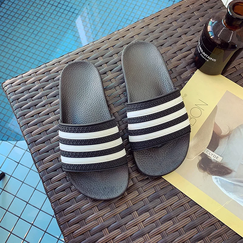 Summer slipper Indoor and outdoor home soft mens flat custom make sandals PVC slide slippers, One style
Summer slipper Indoor and outdoor home soft mens flat custom make sandals PVC slide slippers, One style
