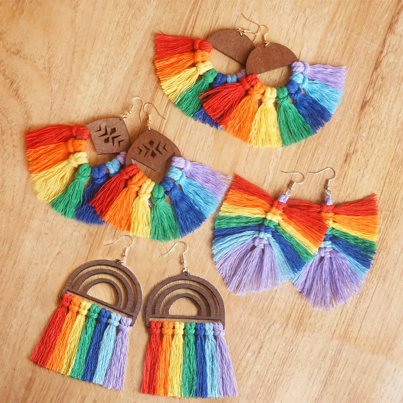 Bohemia Rainbow Color Long Tassel Fringe Drop Earrings Hand Woven Rainbow Gay Pride Big Statement Earning Jewelry
Bohemia Rainbow Color Long Tassel Fringe Drop Earrings Hand Woven Rainbow Gay Pride Big Statement Earning Jewelry