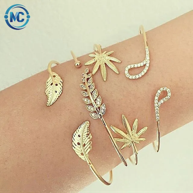 2021 Fashion gold multi-layer chain bracelet set crystal leaf open bracelet set for ladies exquisite party jewelry, As photo
2021 Fashion gold multi-layer chain bracelet set crystal leaf open bracelet set for ladies exquisite party jewelry, As photo