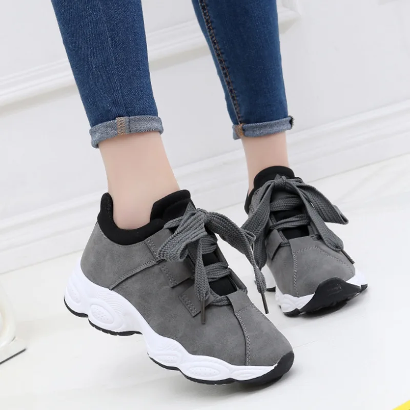 Good Quality Running Walking Shoes Elastic Sole Artificial Pu Running Sport Shoes Woman Sneakers
Good Quality Running Walking Shoes Elastic Sole Artificial Pu Running Sport Shoes Woman Sneakers