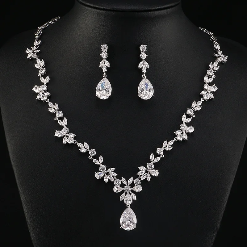 wholesale Fashion high quality luxurious jewelry set brass platinum plated women zircon diamond necklace earrings wedding set
wholesale Fashion high quality luxurious jewelry set brass platinum plated women zircon diamond necklace earrings wedding set