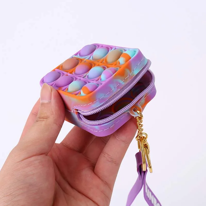 Top Quality of Wireless Earphone Case Silicone Waterproof Headphone Cover for Airpods Case Earphone
Top Quality of Wireless Earphone Case Silicone Waterproof Headphone Cover for Airpods Case Earphone