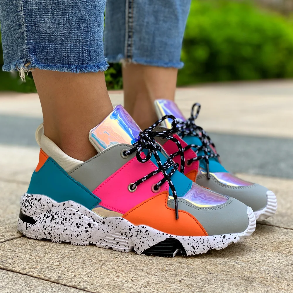 Fashion Sneakers 2020 Women Shoes Height Increasing Chunky Lace Shoes Slide Footwear Ladies Shoes
Fashion Sneakers 2020 Women Shoes Height Increasing Chunky Lace Shoes Slide Footwear Ladies Shoes