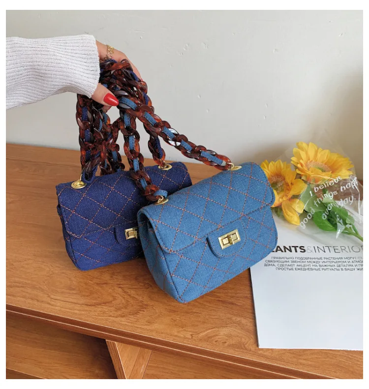 2021 New diamond chain buckle canvas shoulder bag wholesale girls shopping phone handbags, 2 colors
2021 New diamond chain buckle canvas shoulder bag wholesale girls shopping phone handbags, 2 colors
