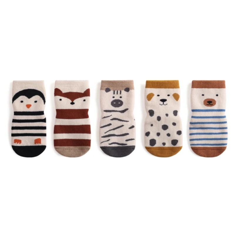 Hot Selling Breathable And Warm Autumn Winter Indoor Floor Anti Slip Baby Cute Warm Cotton Cartoon Socks
Hot Selling Breathable And Warm Autumn Winter Indoor Floor Anti Slip Baby Cute Warm Cotton Cartoon Socks
