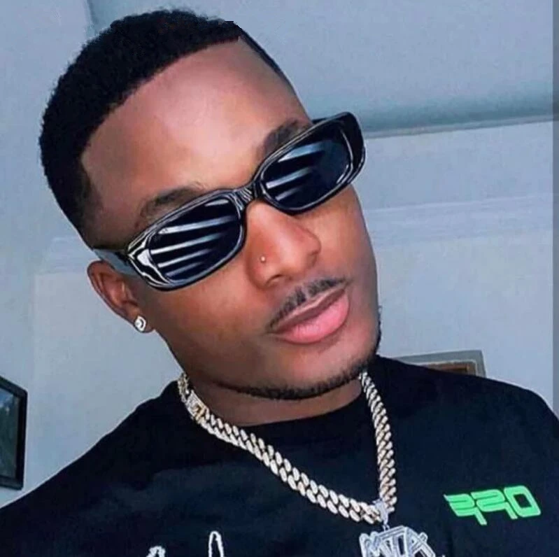 Custom Logo Printed Purple Sunglasses Man Glases Sun Fashion Vintage Small Square Unisex Shades 2021 Designer Sun Glasses Women, As show /custom colors
Custom Logo Printed Purple Sunglasses Man Glases Sun Fashion Vintage Small Square Unisex Shades 2021 Designer Sun Glasses Women, As show /custom colors