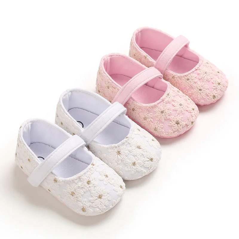 Wholesale Embroidered Flower Girls Infant Soft Sole Handmade Baby Shoes
Wholesale Embroidered Flower Girls Infant Soft Sole Handmade Baby Shoes