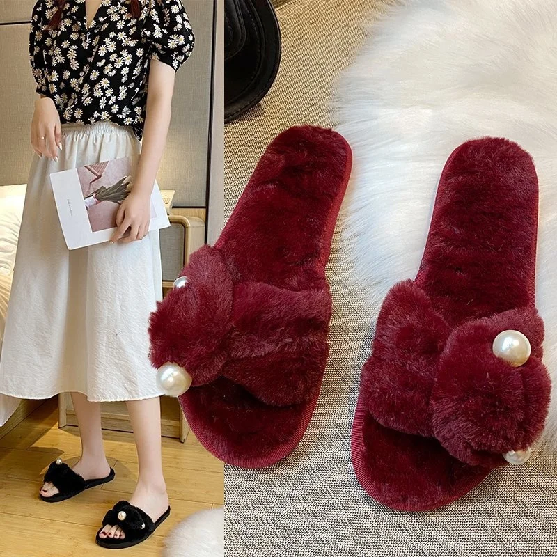 2020 Wholesale Hot Sale Women Warm Fur Cross Fluffy Slippers Diamond Women Flat Plush Sandals Shoes Solid Fuzzy House Slides
2020 Wholesale Hot Sale Women Warm Fur Cross Fluffy Slippers Diamond Women Flat Plush Sandals Shoes Solid Fuzzy House Slides