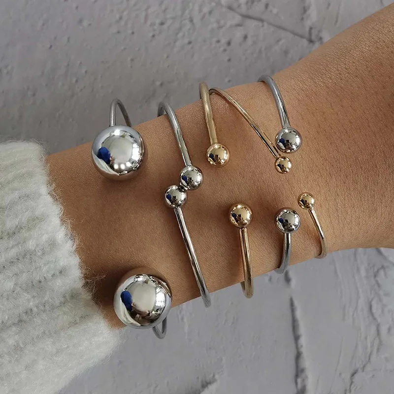 5 Pcs/Set Women Fashion Bracelets Gold Silver Color Round Bead Geometric Open Bracelet Set Ladies Simple Beach Party Jewelry, Gold and silver
5 Pcs/Set Women Fashion Bracelets Gold Silver Color Round Bead Geometric Open Bracelet Set Ladies Simple Beach Party Jewelry, Gold and silver