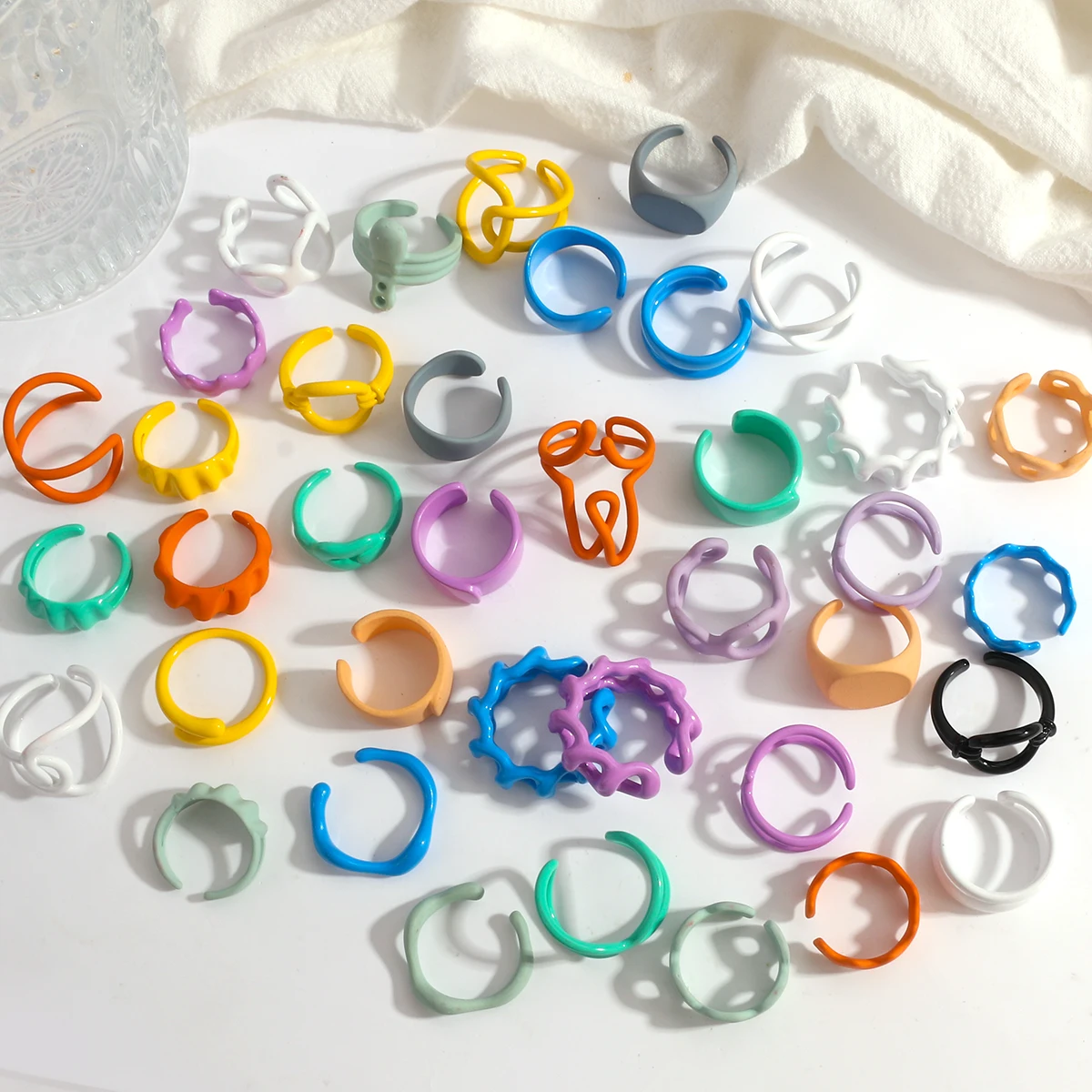 New Punk Hyperbole Rings Hand-painted rings Women Colorful Enamel Alloy Solid Geometric Irregular Open Rings Jewelry
New Punk Hyperbole Rings Hand-painted rings Women Colorful Enamel Alloy Solid Geometric Irregular Open Rings Jewelry