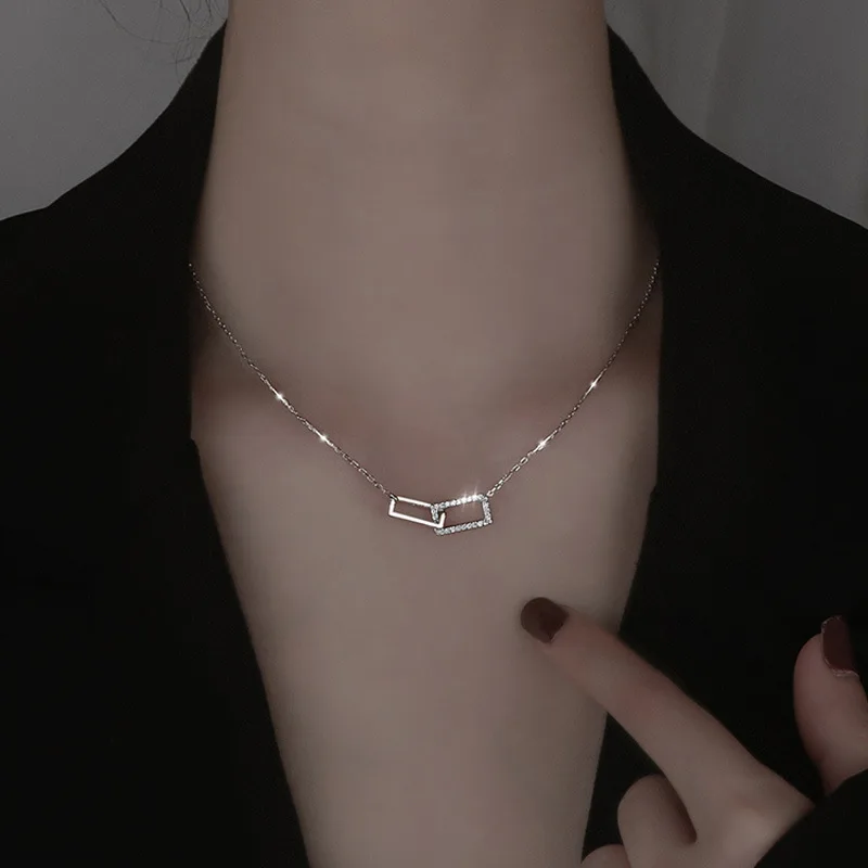 RFJEWEL INS Style Double Diamond Silver Necklace for Female Minimalist Design Light Luxury Pendant with Simple choker Chain
RFJEWEL INS Style Double Diamond Silver Necklace for Female Minimalist Design Light Luxury Pendant with Simple choker Chain