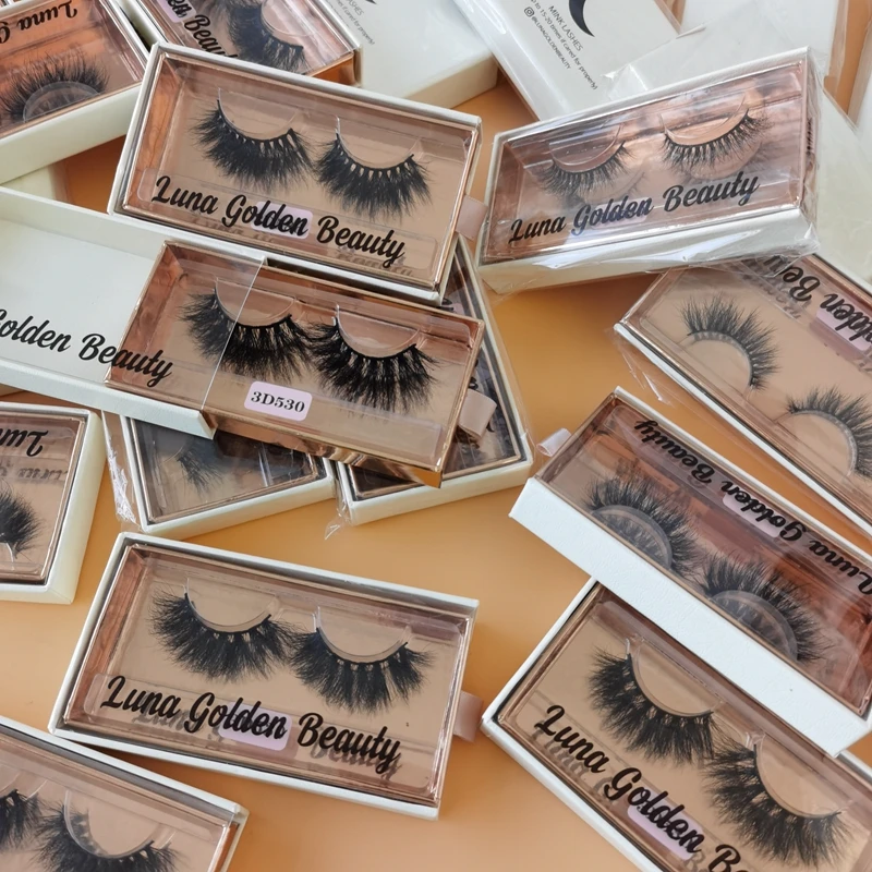 faux mink eyelashes vendor supply heart eyelash box eyelash vendor 25mm customiz box packaging lashes
faux mink eyelashes vendor supply heart eyelash box eyelash vendor 25mm customiz box packaging lashes