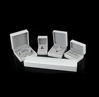 White High-end leatherette paper Jewellery Boxes Ring Double Rings Pendant Necklace Bracelet Bangle Jewelry Boxes set for gift
White High-end leatherette paper Jewellery Boxes Ring Double Rings Pendant Necklace Bracelet Bangle Jewelry Boxes set for gift