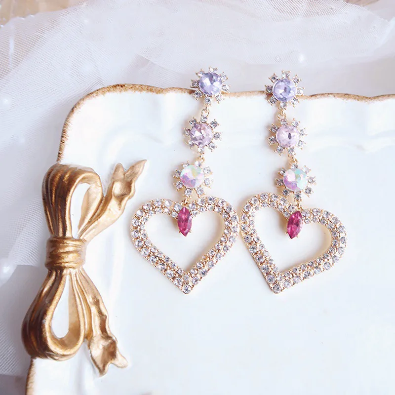 1Pair 2021 Trend Fashion Colorful Shiny Heart Crystal Drop Earrings For Women Floral Shell Rhinestone Party Jewelry Gift
1Pair 2021 Trend Fashion Colorful Shiny Heart Crystal Drop Earrings For Women Floral Shell Rhinestone Party Jewelry Gift