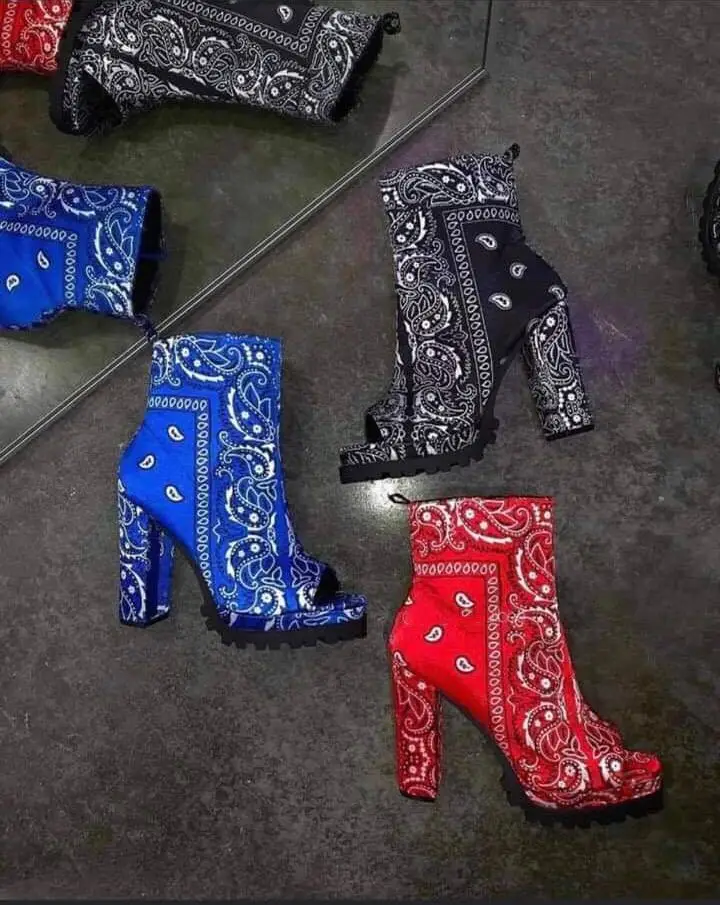 Plus size women motorcycle boot 2021 autumn/winter new fish mouth square heel casual boots totem printing lady shoes, White
Plus size women motorcycle boot 2021 autumn/winter new fish mouth square heel casual boots totem printing lady shoes, White