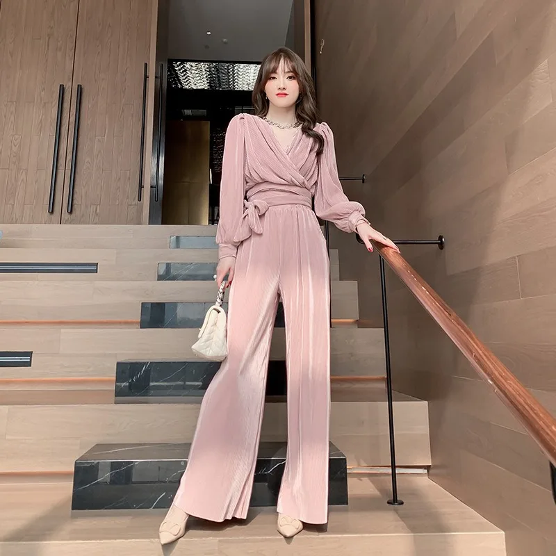 Autumn Winter New Fashion Ladies Lace Up Thin Velvet Casual Elegant Top Two Piece Pants Set Women
Autumn Winter New Fashion Ladies Lace Up Thin Velvet Casual Elegant Top Two Piece Pants Set Women