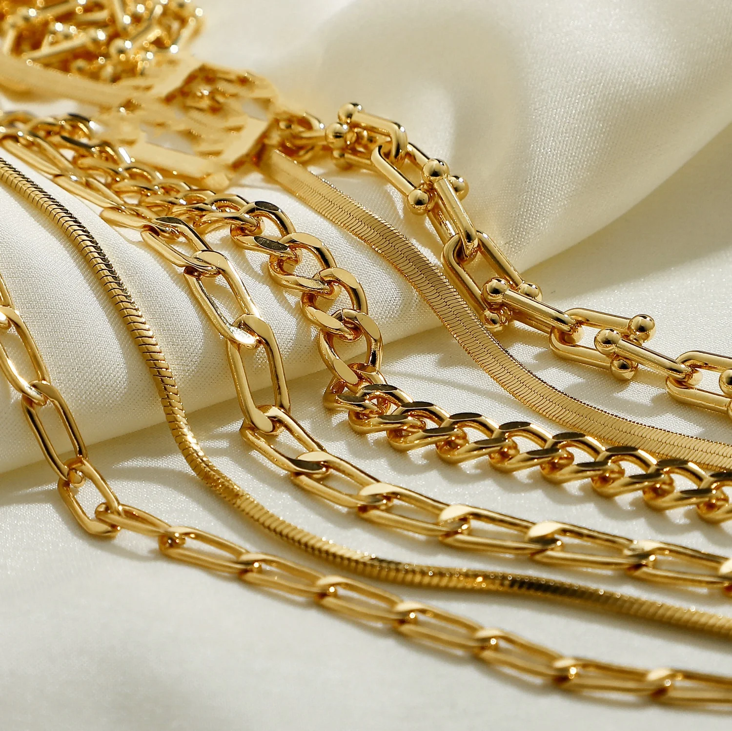 Stainless Steel 1MM Chain Necklace Snake Chains Color Fashion Jewelry Necklace,Good Price With High Quality
Stainless Steel 1MM Chain Necklace Snake Chains Color Fashion Jewelry Necklace,Good Price With High Quality