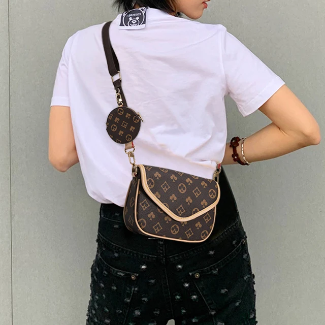 Printed Fashion Texture One-Shoulder Messenger Bag Designer Mother And Daughter Bag Mobile Phone Bag, Customized color
Printed Fashion Texture One-Shoulder Messenger Bag Designer Mother And Daughter Bag Mobile Phone Bag, Customized color