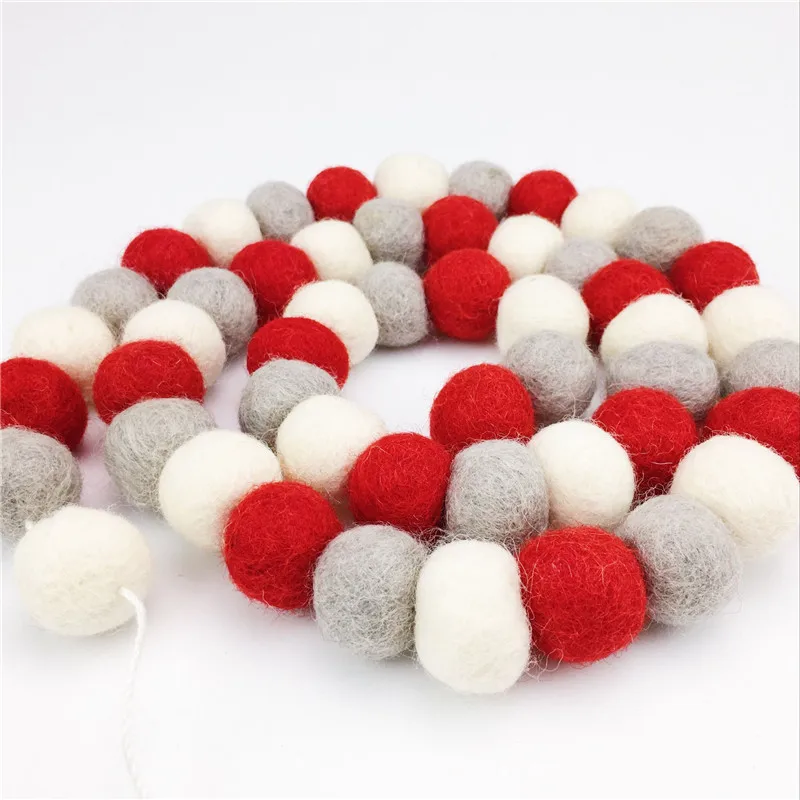 

30mm Colorful Round Wool Felt Balls Pom Poms For Diy Girls Room Party decoration