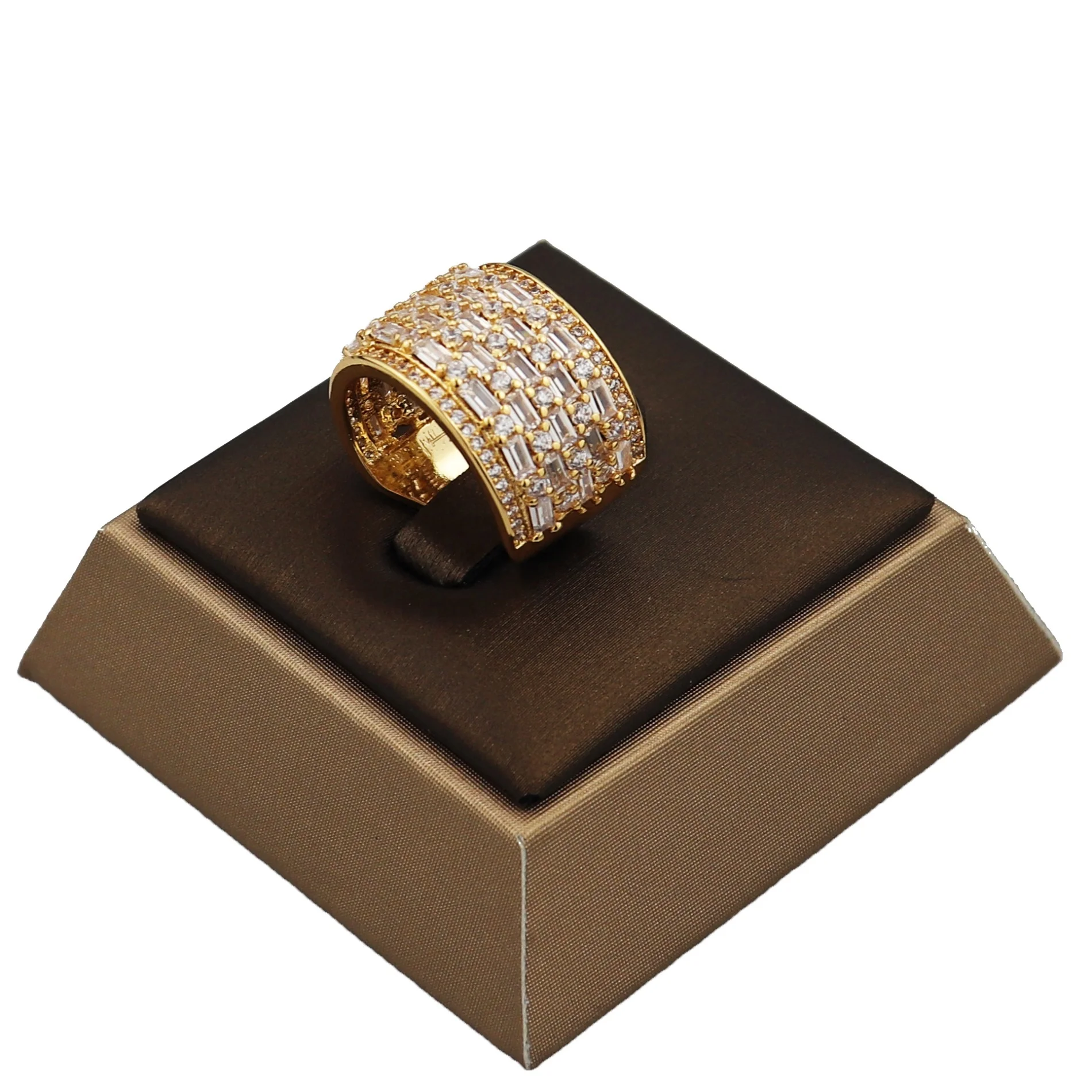 Fashion high quality gift Neatly arranged stone rings brand jewelry women girl set Zircon plated 18k gold jewelry set
Fashion high quality gift Neatly arranged stone rings brand jewelry women girl set Zircon plated 18k gold jewelry set