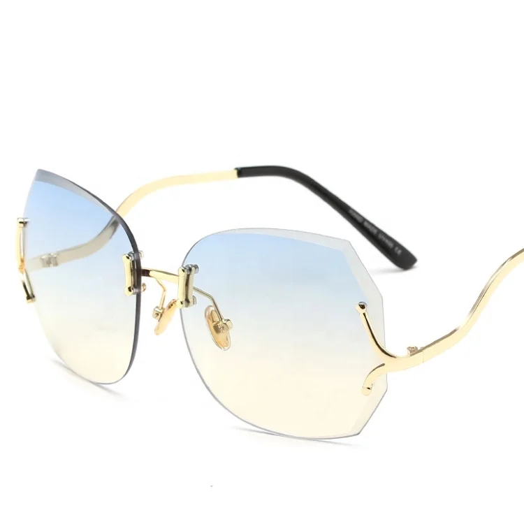 2021 High-Quality Metal frameless trimming diamonds ladies shades sunglasses Curved Mirror Leg Unique Design sunglasses, Blue,pink,white
2021 High-Quality Metal frameless trimming diamonds ladies shades sunglasses Curved Mirror Leg Unique Design sunglasses, Blue,pink,white