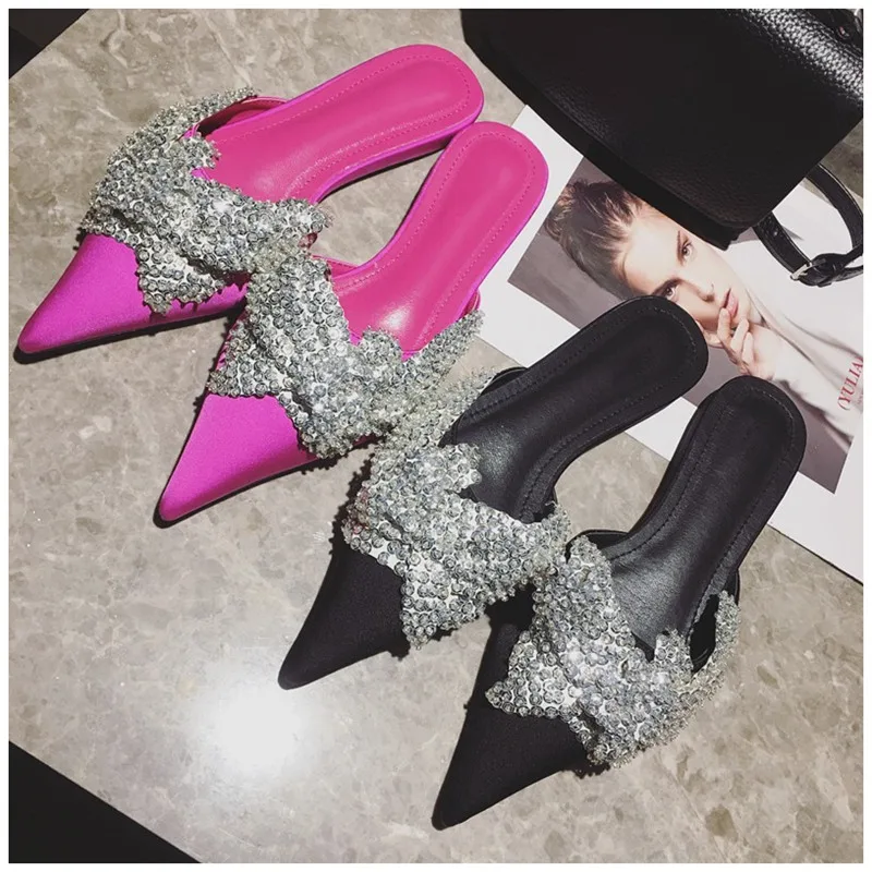2021 New Brand Summer Slippers Women Luxury Design Bling Crystal Pointed Toe Flat Mules Ladies Elegant Sandal, As pictures
2021 New Brand Summer Slippers Women Luxury Design Bling Crystal Pointed Toe Flat Mules Ladies Elegant Sandal, As pictures