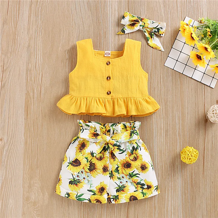 Casual Kids Summer Outfit Sets Sleeveless Ruffle Top+Printed Flower Shorts with Waistband 2Pcs Children Clothes Girls Shorts Set, Yellow 
Casual Kids Summer Outfit Sets Sleeveless Ruffle Top+Printed Flower Shorts with Waistband 2Pcs Children Clothes Girls Shorts Set, Yellow