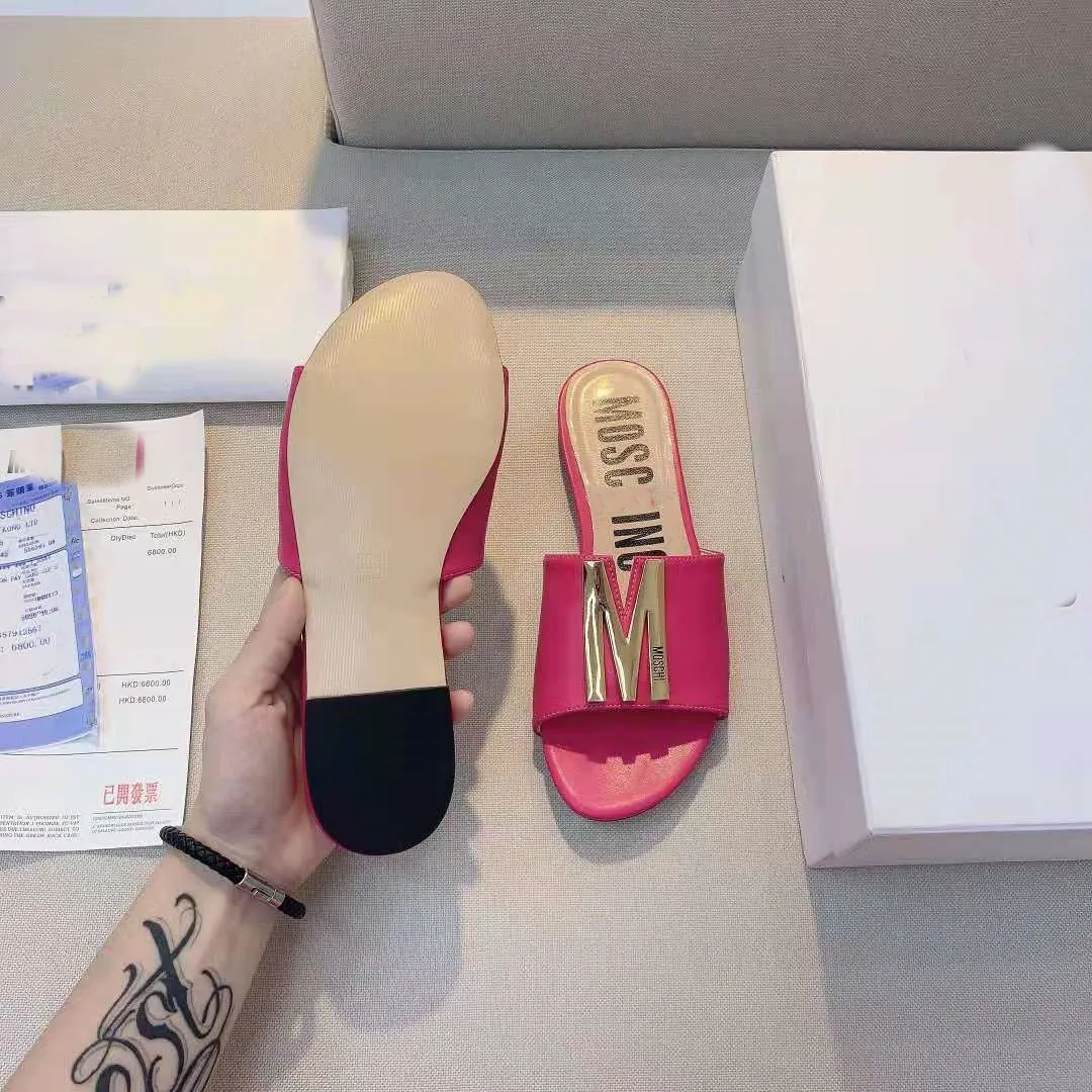 Fashion lady trendy letter mos Flat stylish sandals gold ins accessories shoes for women gift party luxury designer slipper, Black
Fashion lady trendy letter mos Flat stylish sandals gold ins accessories shoes for women gift party luxury designer slipper, Black