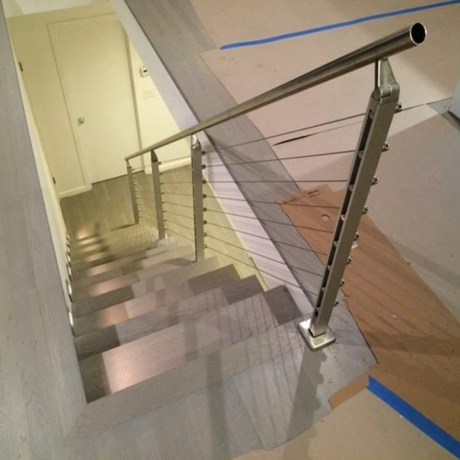 Cable Railing U-shape Staircase Tempered Glass Railing with Stainless Steel 304 Handrail and Fitting Stair