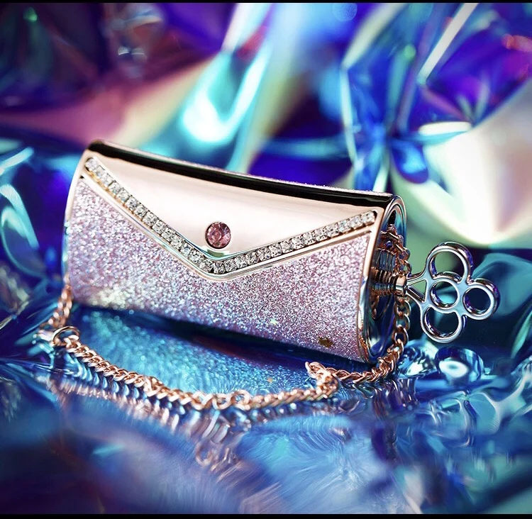 Leezi chain bag lipstick star shiny matte lipstick carving luxury lipsticks student makeup ins hot small handbag lip stick, 5 colors optional
Leezi chain bag lipstick star shiny matte lipstick carving luxury lipsticks student makeup ins hot small handbag lip stick, 5 colors optional