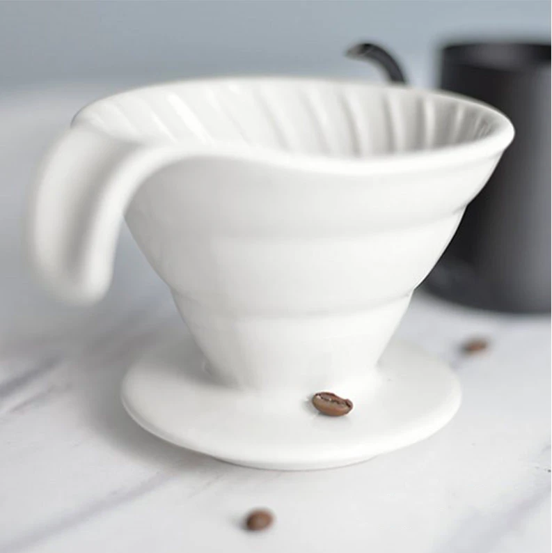 Factory Direct Sale High Quality V6 Ceramic Coffee Dripper V Shaped White And Black Coffee Drip Cup, Black/white
Factory Direct Sale High Quality V6 Ceramic Coffee Dripper V Shaped White And Black Coffee Drip Cup, Black/white