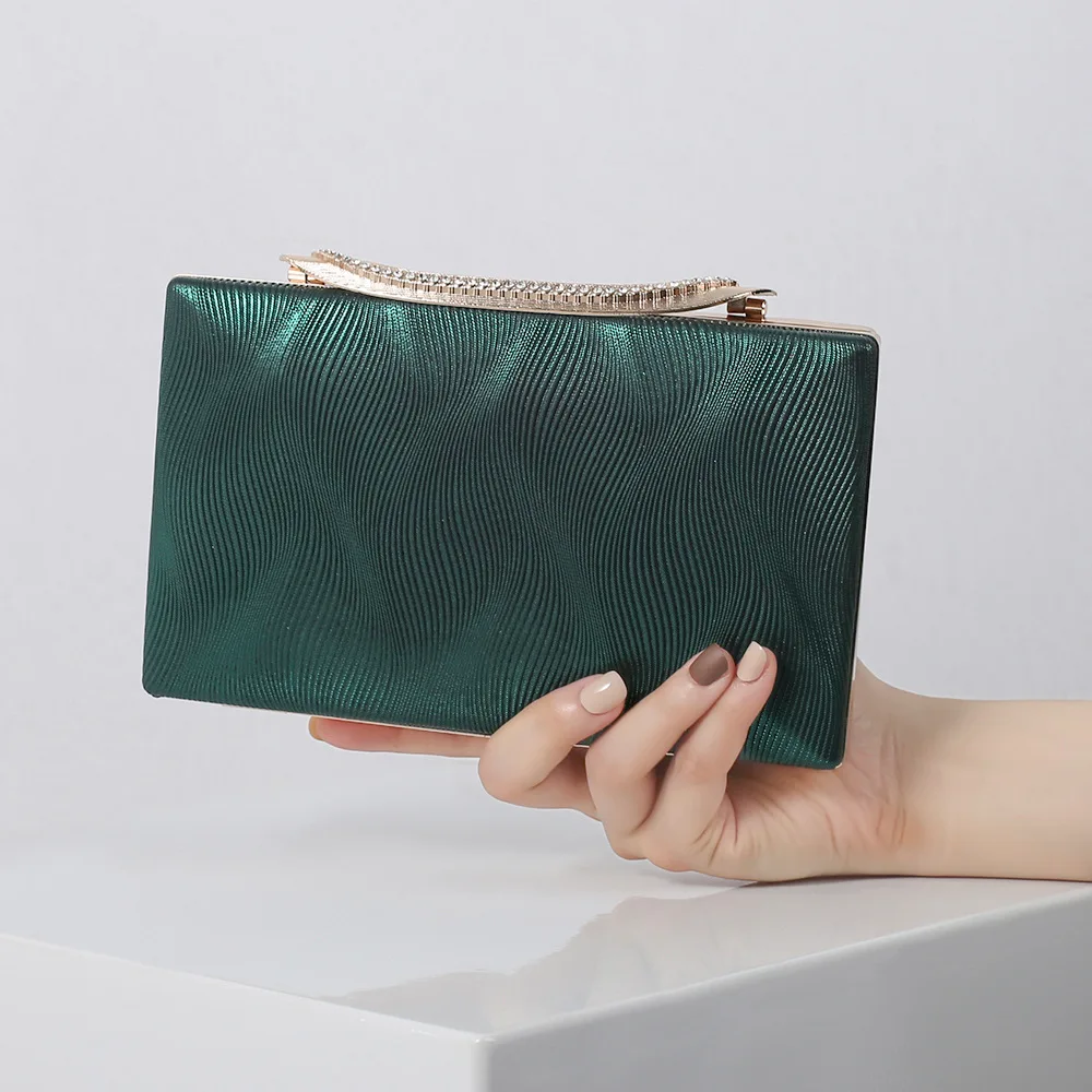 2021 wholesale luxury clutch purses for women party purse clutch gold clutch purse, Picture shows
2021 wholesale luxury clutch purses for women party purse clutch gold clutch purse, Picture shows