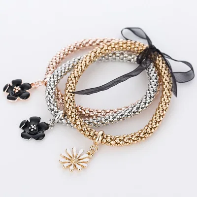 Multi Layer Plum Charm Corn Chain Set Bracelet Stretch Three Color Oil Dripping Plum Blossom Corn Chain Bracelets For Ladies
Multi Layer Plum Charm Corn Chain Set Bracelet Stretch Three Color Oil Dripping Plum Blossom Corn Chain Bracelets For Ladies