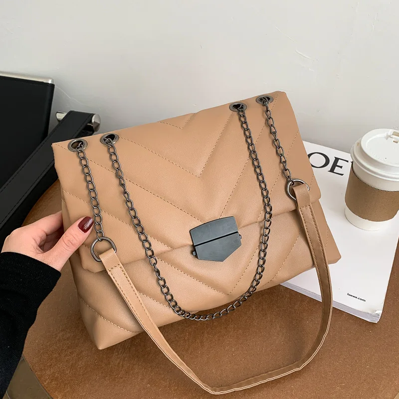 New shoulder crossbody ladies bag girls' Korean style new bags women's large capacity shoulder strap bag, White, red, khaki, black
New shoulder crossbody ladies bag girls' Korean style new bags women's large capacity shoulder strap bag, White, red, khaki, black
