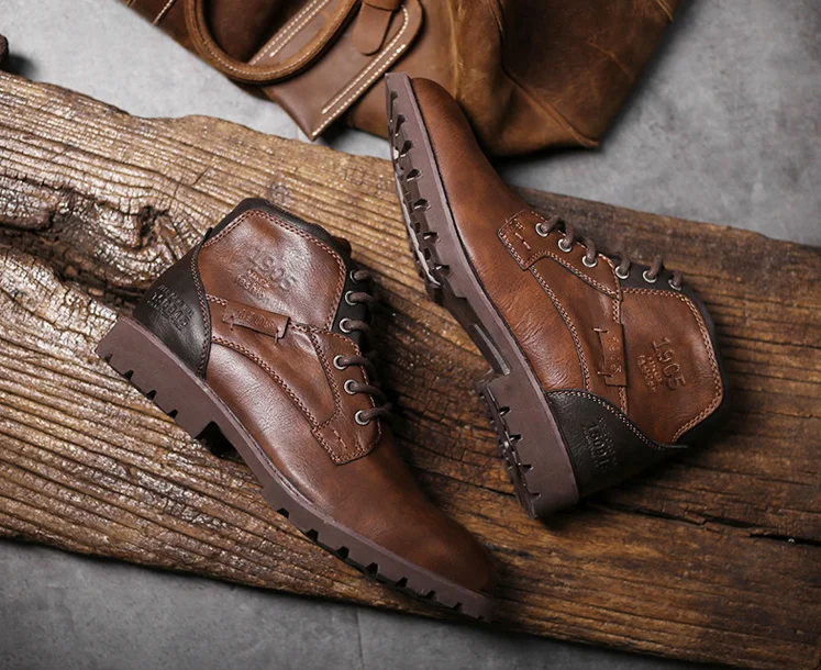 Large size short men's boots zipper autumn and winter high-top shoes retro desert tooling boots 3998
Large size short men's boots zipper autumn and winter high-top shoes retro desert tooling boots 3998