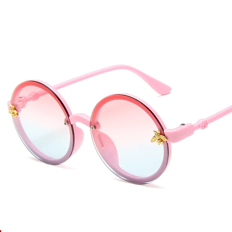 Hot Selling Children's multicolor Sun Glasses 3-8 years old Baby Boys Girls Cool Lentes De Sol Cartoon bees Gafas De Sol, Custom colors
Hot Selling Children's multicolor Sun Glasses 3-8 years old Baby Boys Girls Cool Lentes De Sol Cartoon bees Gafas De Sol, Custom colors