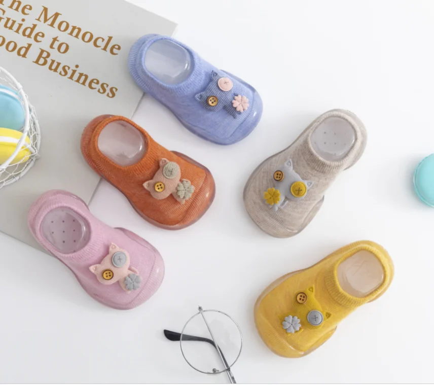 Wholesale Cat Prints Learning Walking Soft Silicone Kids Sock Shoes Light Weight Children Toddler Shoes Baby Shoes
Wholesale Cat Prints Learning Walking Soft Silicone Kids Sock Shoes Light Weight Children Toddler Shoes Baby Shoes
