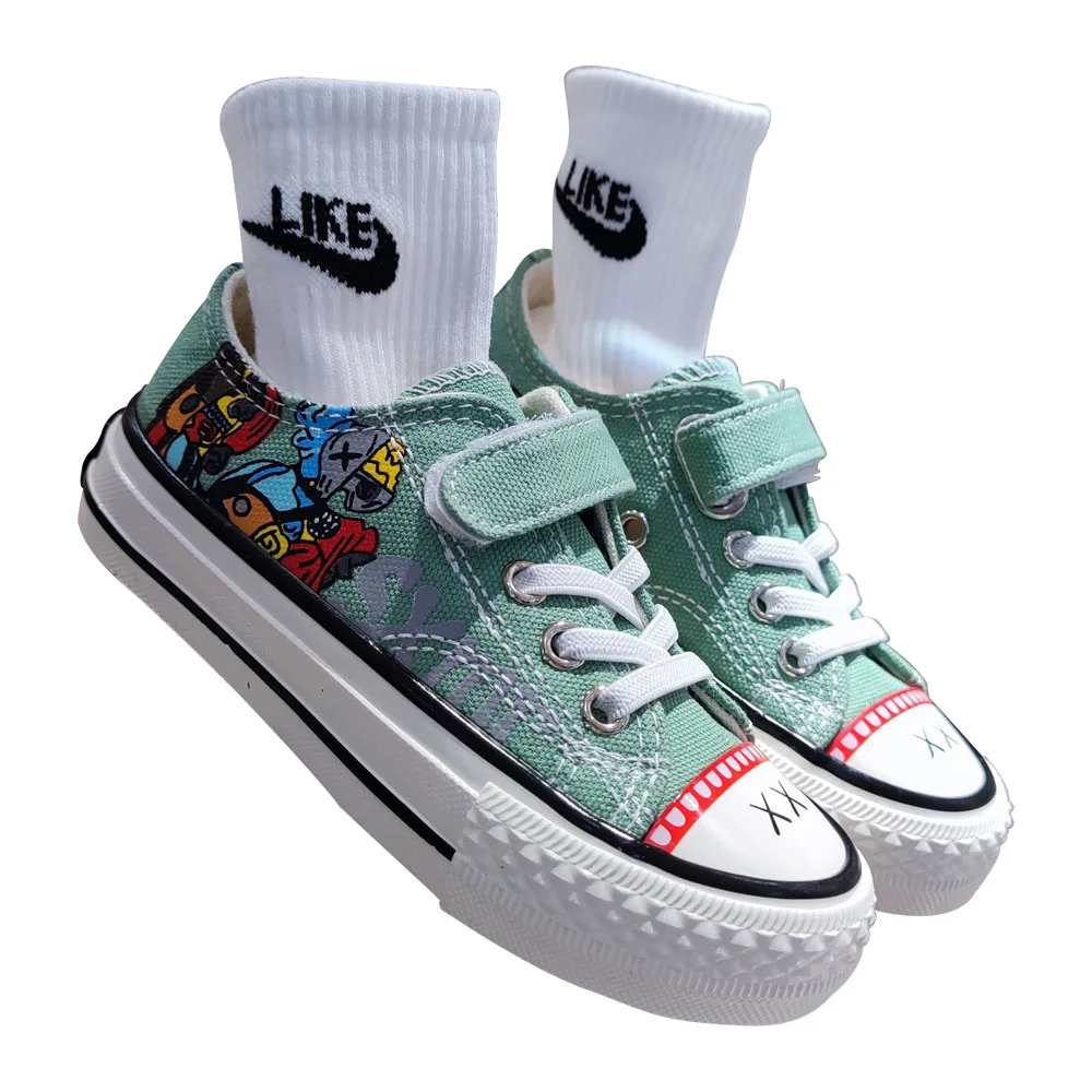 Spring and autumn new tide hand-painted graffiti canvas shoes casual breathable children's shoes, Gray
Spring and autumn new tide hand-painted graffiti canvas shoes casual breathable children's shoes, Gray