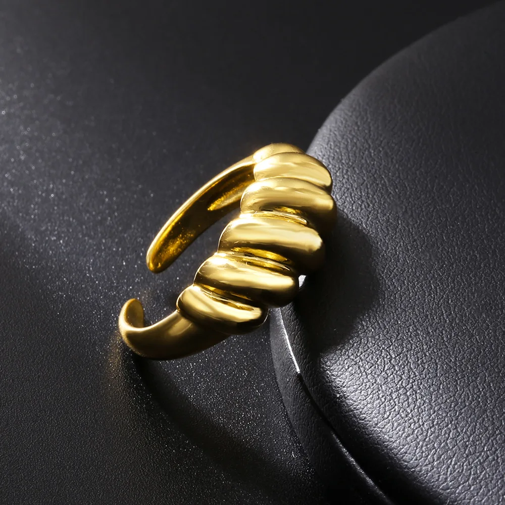 New Arrival Twist Thread Open Rings Vintage Real Gold Plated Adjustable Chunky Dome Croissant Rings
New Arrival Twist Thread Open Rings Vintage Real Gold Plated Adjustable Chunky Dome Croissant Rings
