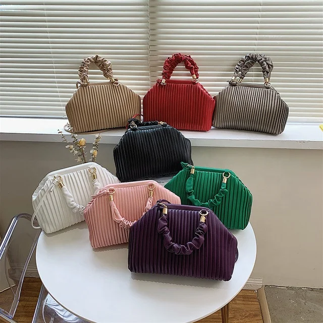 2021 Ladies Fashion New Folds Women Pleated Cloud Pu Leather Quilted Shoulder Bag
2021 Ladies Fashion New Folds Women Pleated Cloud Pu Leather Quilted Shoulder Bag