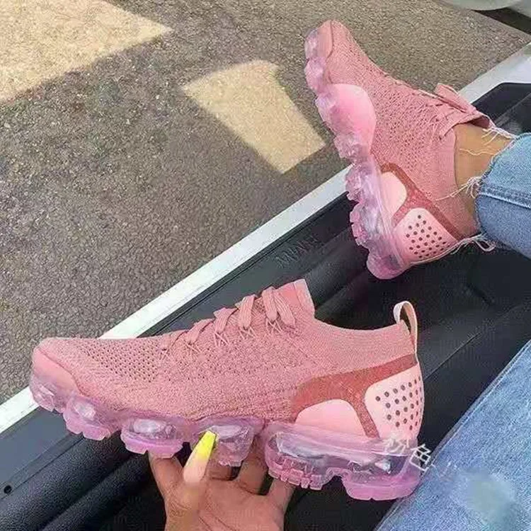 2021 New thick soled air cushion flying women fashion sneakers plus size with breathable mesh sports shoes
2021 New thick soled air cushion flying women fashion sneakers plus size with breathable mesh sports shoes
