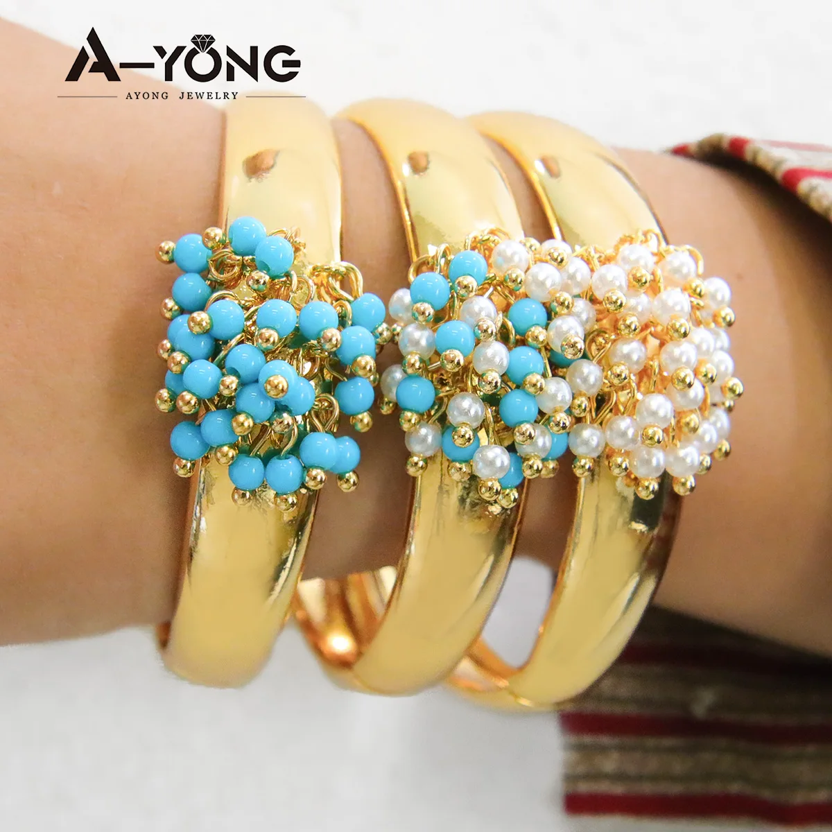 Ayong Jewelry Brass 18k Gold Plated Cuff Bangle Bracelet Blue Color Pearl Bracelet Bangle
Ayong Jewelry Brass 18k Gold Plated Cuff Bangle Bracelet Blue Color Pearl Bracelet Bangle